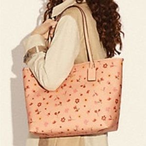 NWT Coach City Tote Bag Mystical Flower Print SOLD OUT ONLINE